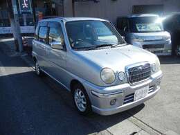 年式相応ですが、多小の小傷程度ですので、十分このままでいけると思います！どうしても気になるところ等ありましたら、低価格にてお直しいたしますので、何なりとお申し付けください。