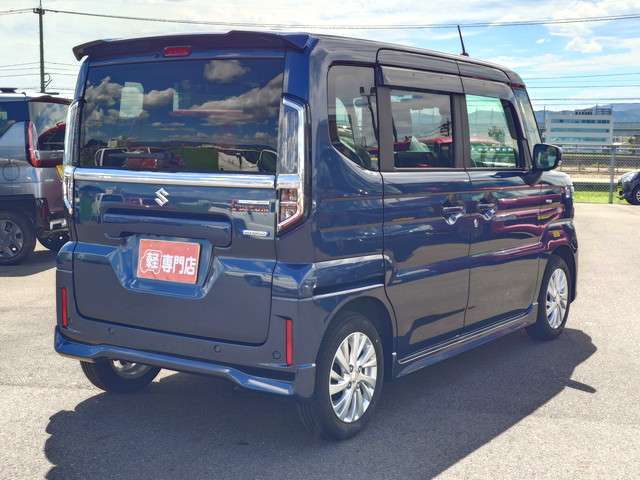 【鈑金】カーボなら特許取得のカーボスルーシステム(特許第2955240号)で修理時間を短縮、修理費を抑える事が可能です。 板金が安い！でも安いからと言って手を抜きません！