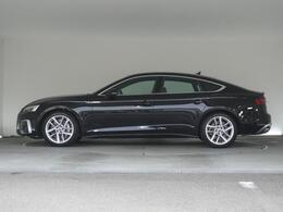Audi Approved 有明店では、展示車両すべてに第三者査定機関「AIS」の「車両品質査定書」をご準備しております。実写が見れない不安も、査定書があれば安心です。
