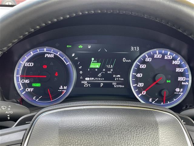 ODOメーターの表示値は52370kmです。店舗にて現車の確認もいただけますので、お電話で在庫のご確認の上是非ご来店くださいませ！！！
