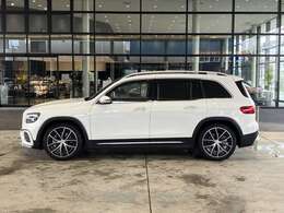 メルセデスベンツ横浜東はシュテルン世田谷グループです。東名横浜、世田谷南、あざみ野、多摩、新百合ヶ丘、横須賀、港南台が共有在庫となります。（グループ総在庫600台）