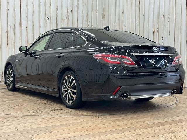 お車ご成約時の付帯率は驚きの90％OVER。GOOD　SPEED自慢のスーパーガラスコーティング。見違えるほどの輝きを放ち、納車後のメンテナンスも楽々。是非一度お試し下さい。