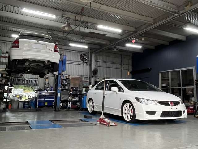 自社認証整備工場にて、点検整備後のご納車になります♪