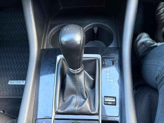 遠方のお客様大歓迎です！全国どこでも陸送にてご納車可能です！