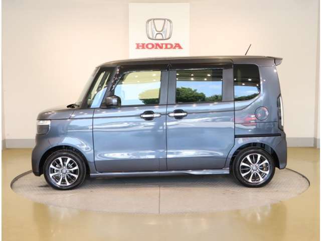 車両状態証明書付き車両です。車両状態を検査員が評価をし、結果を点数で表示しております。1台1台プロの目で事細かにチェックしている車両ですので、ご安心してお買い求めしていだけます。