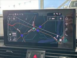 【純正メモリナビ】アップルカープレイやブルートゥース接続など多彩な機能を併せ持っており、インパネ周りがすっきりしてますね！