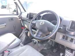 内外装、オーディオ類、タイヤ等、掲載事項以外は現状販売です。現車確認、試乗等お願いします。鈑金ご希望のお客様は別途格安にて承ります。次へ→