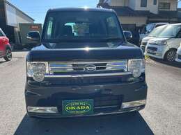 外装磨きで小傷すっきり、艶出し渡し、軽コーティングします。内装クリーニングで綺麗に、清潔に納車します。