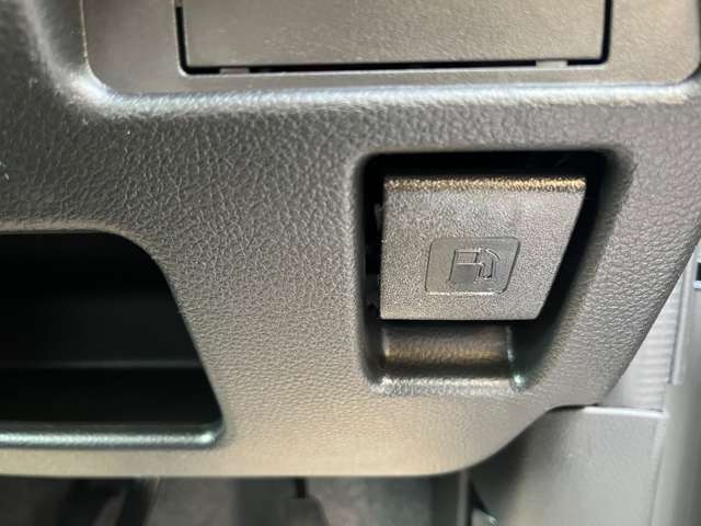 ☆車の保険は買ったところで加入するのがベストです。保険に関しても大手保険代理店をしておりますので安心してお任せください。不慮の事故の際も自社鈑金工場と連携して修理を進めてまいります☆