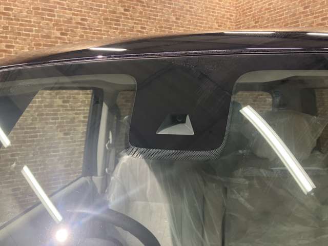 ■お安く提供できる理由■　当社のお車はディーラー、オートオークションからの大量仕入れにより、お客様に喜んでいただけるプライスでご提供します！未使用車ですと新車時に必要な重量税も必要ありません。