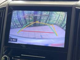 【バックカメラ】駐車時に後方がリアルタイム映像で確認できます。大型商業施設や立体駐車場での駐車時や、夜間のバック時に大活躍！運転スキルに関わらず、今や必須となった装備のひとつです！