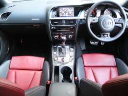 禁煙車、大変綺麗な室内です。気持ち良くお乗りになって頂けます。