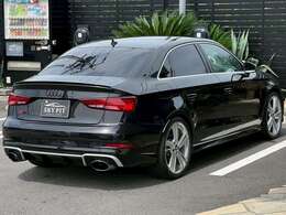 お車に関するご相談、ご質問等ございましたらお気軽に展示場にお越しくださいませ♪もちろんお電話でもご対応可能でございます！車両の詳細の画像、動画も撮影を行いお送りさせていただくことも可能でございます！