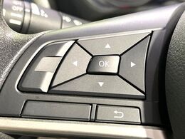 【ステアリングスイッチ】運転中、前方から目線をそらすことなく、オーディオ等の操作が可能な便利機能！安心＆快適なドライブを演出してくれます♪