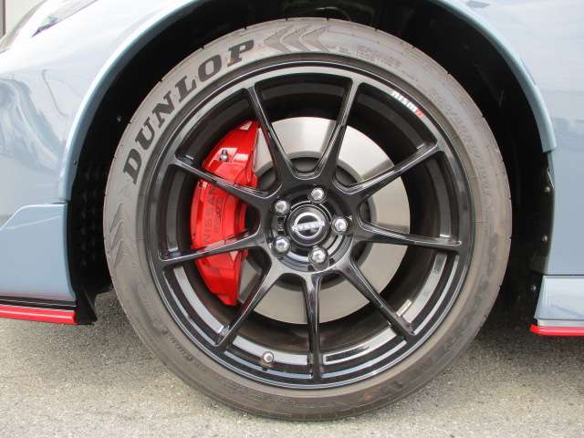 群馬BMWプレミアムセレクション前橋は認定中古車販売のスペシャリストとして品質へのこだわり、特に喫煙歴の無いだれもが気持ちよく購入検討いただける車両を展示しております。遠方からもお問い合わせください。