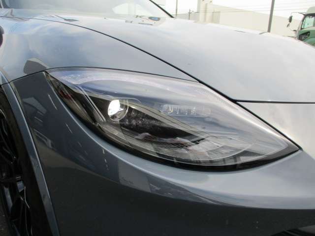 群馬BMWプレミアムセレクション前橋は認定中古車販売のスペシャリストとして品質へのこだわり、特に喫煙歴の無いだれもが気持ちよく購入検討いただける車両を展示しております。遠方からもお問い合わせください。