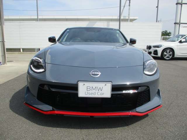 群馬BMWプレミアムセレクション前橋は認定中古車販売のスペシャリストとして品質へのこだわり、特に喫煙歴の無いだれもが気持ちよく購入検討いただける車両を展示しております。遠方からもお問い合わせください。