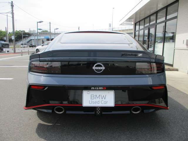 群馬BMWプレミアムセレクション前橋は認定中古車販売のスペシャリストとして品質へのこだわり、特に喫煙歴の無いだれもが気持ちよく購入検討いただける車両を展示しております。遠方からもお問い合わせください。