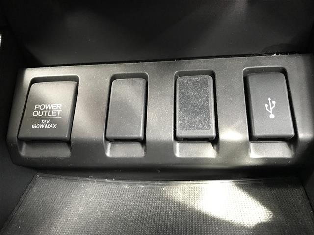 【窓操作部】軽い力で、窓を開けたり閉めたりすることができます！掲載箇所以外にご希望の写真がございましたら、お気軽にお問い合わせ下さい！メールや郵送でお送りさせていただきます。