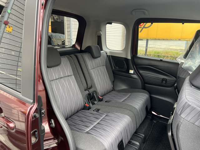 ☆当社の車両は展示前と納車前に外装にコーティングを施しています！コーティングも下地作りからのコーティングを行っていますので、綺麗な状態にしてあります☆
