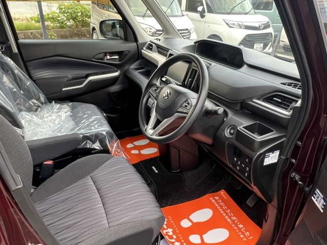 ☆当社展示車両、すべてに車内クリーニングを施しています！また、内装もコーティングを施工しています☆