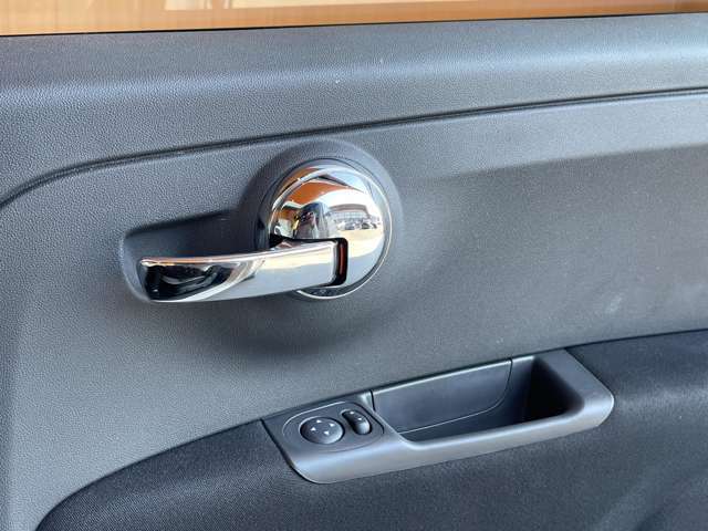 ぜひ厳選したドイツプレミアムブランドのお車を、見て・触って・比べてください！