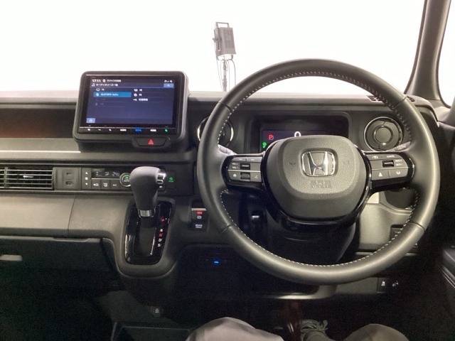 ホンダ純正メモリーナビ搭載ですので、遠距離へのお出かけもお任せ下さい。