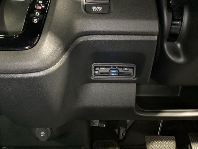 ETC付いてます。ETCが使用可能な道路通行料はキャッシュレスでスマートに走行できます。再セットアップして納車致します。