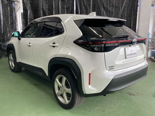 ☆広々とした車内と荷室スペース☆2列目シートを倒せば、たくさん荷物も積めちゃいます♪