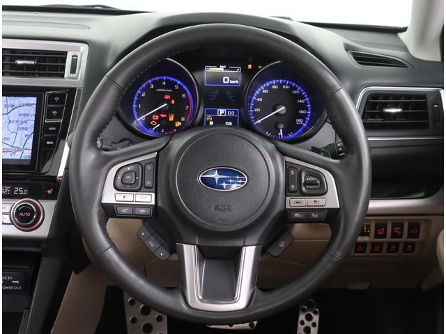 まごころクリーニングを実施済み！展示中は、運転席、ハンドル、シフトノブにビニールカバーを掛けて展示しております！！消臭＆抗菌効果のある銀担持酸化チタン光触媒スプレーも施工済み！