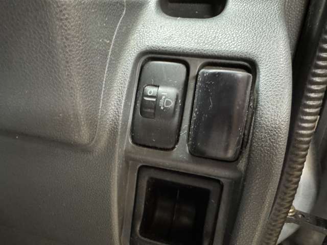 自社ローン カーライフTOKYO店！ カーセンサー掲載車以外にも在庫車輌多数！200台以上在庫しております！お探しの車が見つかります♪お気軽にご相談ください♪詳しくは弊社ホームページまで　→　http://loanok.jp