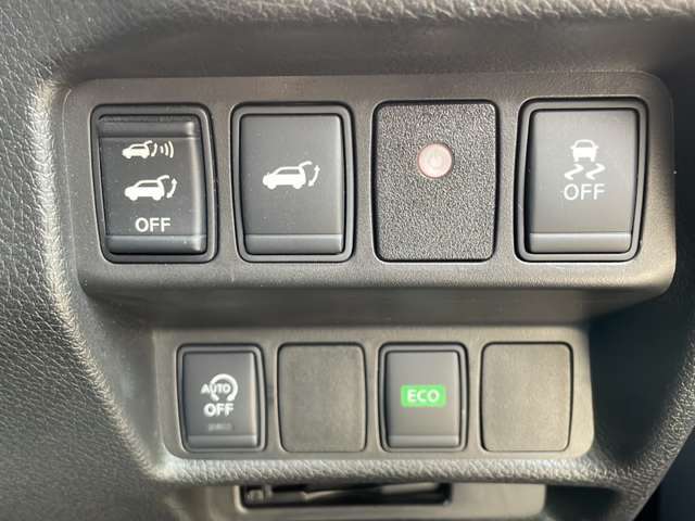 【運転席操作部】快適なドライブを楽しむための機能が装備されています！運転席から触れるので、使いやすいです！除菌プランいれていただくと、さらに清潔で安心していただけます！
