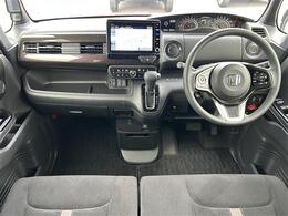 【インパネ全体】全方位で視界が広く、高い目線で運転もしやすいです！