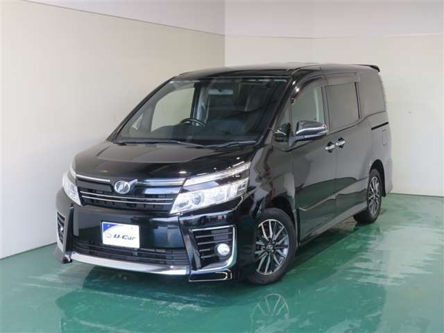 クルマに乗っていると、日ごろの点検や万が一の時など心配になりますよね。当店は保険やメンテナンスパックなど、お客様のカーライフをサポートする商品が充実しています！