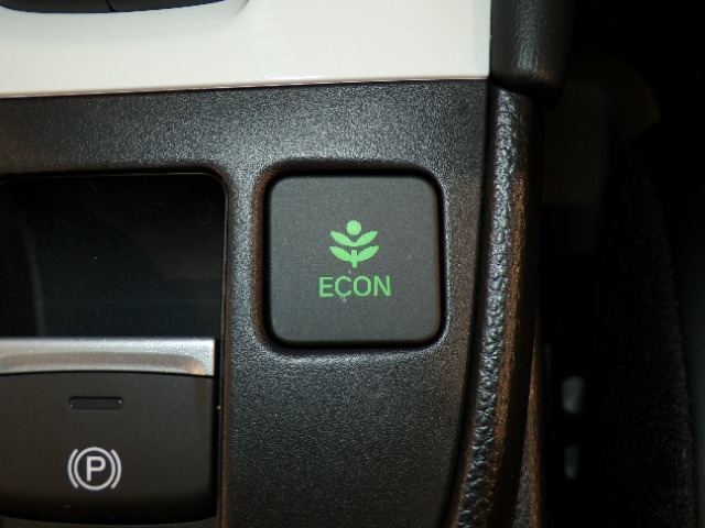 エコモードスイッチで省エネ運転もできます。
