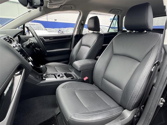 アイサイト・ダイアトーンナビ・フルセグ・F＆S＆Bカメラ・CarPlay・ETC・黒革シート・シートヒーター・ステアヒーター・パワーバックドア・リアCソナー・BSM・ステアシフト・18AW