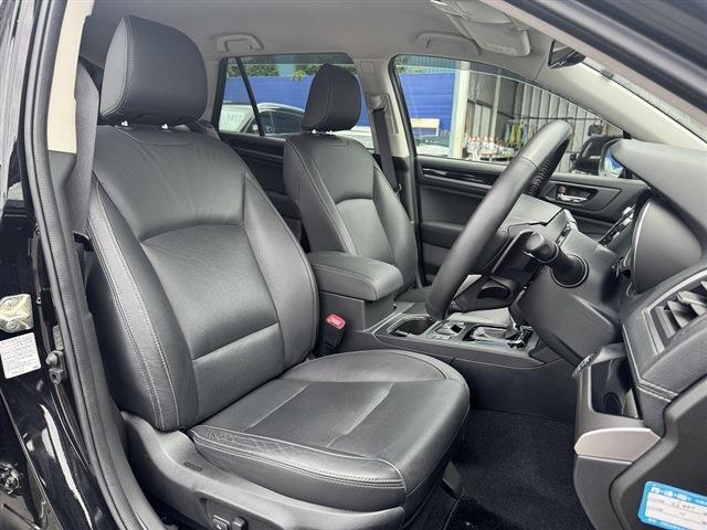 アイサイト・ダイアトーンナビ・フルセグ・F＆S＆Bカメラ・CarPlay・ETC・黒革シート・シートヒーター・ステアヒーター・パワーバックドア・リアCソナー・BSM・ステアシフト・18AW