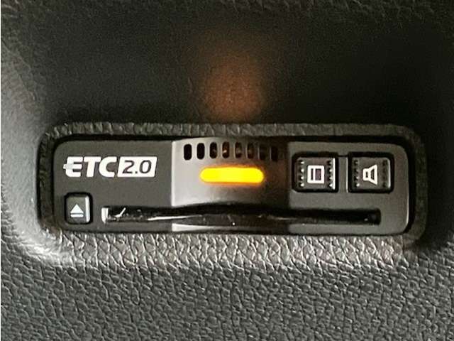 【ETC】便利なETC車載器も装備！高速道路の料金所もスムーズに通過できます。今や必須の装備ですね！お客様用にセットアップをしてのお渡しとなります！