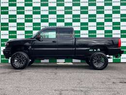 下取り・買取の強化も行っております。遠方の方は公式LINEの車両写真を送っていただくだけで、金額をお出しできます。