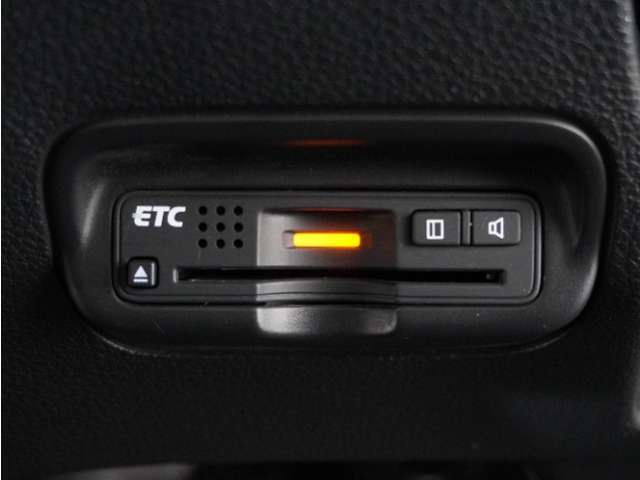 今や必需品の◆ETC車載器　装備車◆　有料道路を利用する際にスムースに通過でき、わずらわしい料金支払いから開放されます！