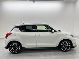 12カ月点検の実施・エンジンオイル・オイルフィルタ類・消耗劣化部品を交換してからのご納車となります。その為、よりご安心して頂けます。点検費用は込みとなりますので、別途掛かる事はございません。