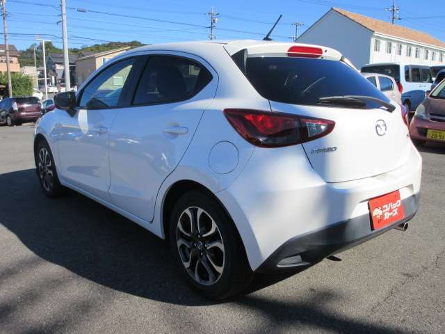 【初めてお車をご購入される方】知識や経験豊富なスタッフが丁寧にご案内させて頂きます