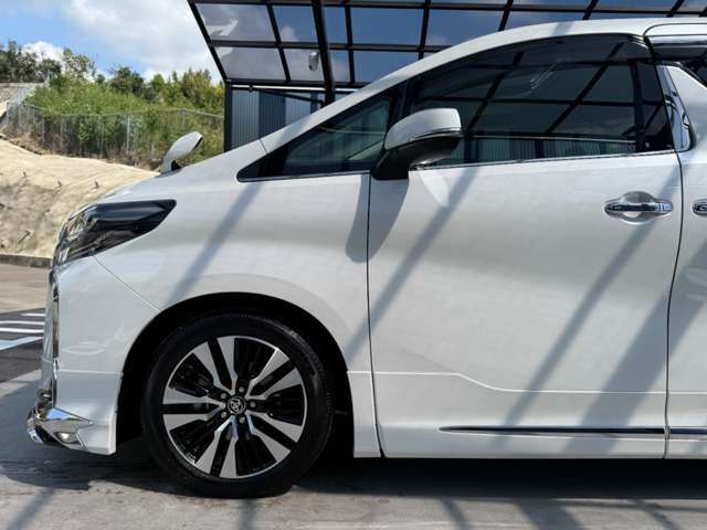 車検や日々のメンテナンスなども受け付けております♪是非当店にお任せください♪