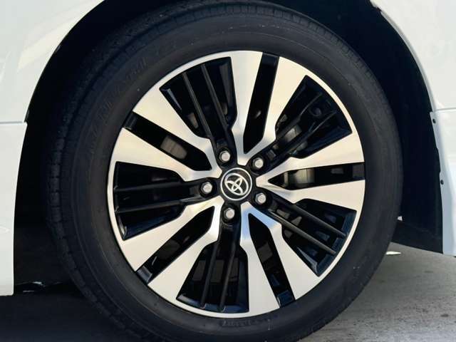 ご来店の際は便利でお得な来店予約機能をご利用ください♪来店予約機能をご利用の上、ご成約頂きますと【QUOカード10，000円分】さらに【ガソリン満タン納車】をプレゼントさせて頂きます☆