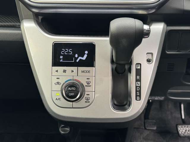 当店の展示車は、良質でお値打ちプライス！！気になった時がチャンスです。ご検討中に売約となるお車も多数☆ぜひお早めにお問い合わせください☆