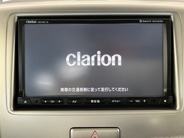 社外メモリーナビ付きです！CD・DVD再生、ミュージックサーバー、フルセグTV視聴、Bluetooth・ミュージックプレーヤー接続可能です！