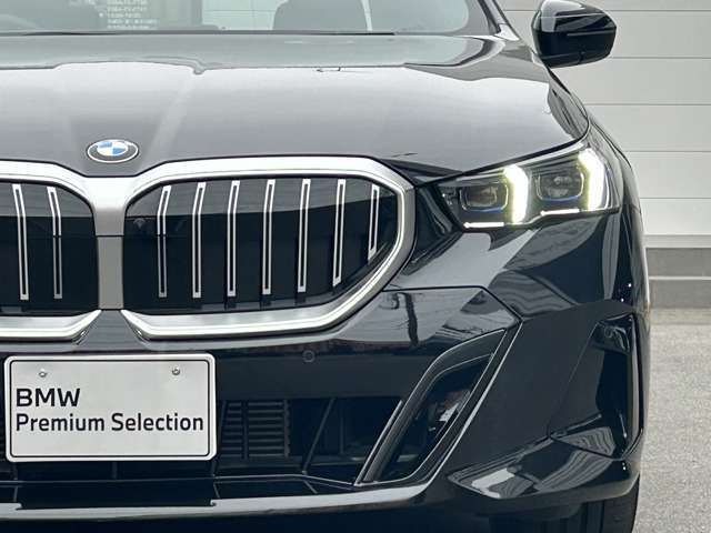 BMW 5シリーズ 523d xドライブ Mスポーツ ディーゼルターボ 4WD