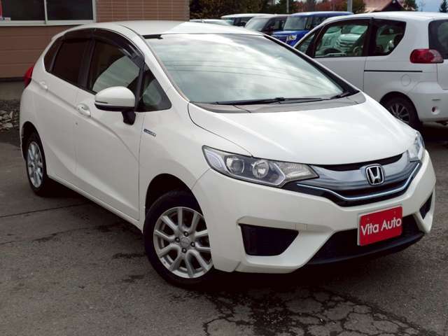 当店はご予約優先となります。特に週末お客様のご来店が多く店内が非常に混み合っており突然のご来店になりますと充分なご対応が出来ない場合がございます。事前にお電話または公式LINEにてご予約下さい！