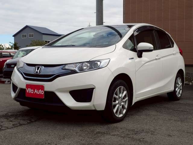 当店はご予約優先となります。特に週末お客様のご来店が多く店内が非常に混み合っており突然のご来店になりますと充分なご対応が出来ない場合がございます。事前にお電話または公式LINEにてご予約下さい！