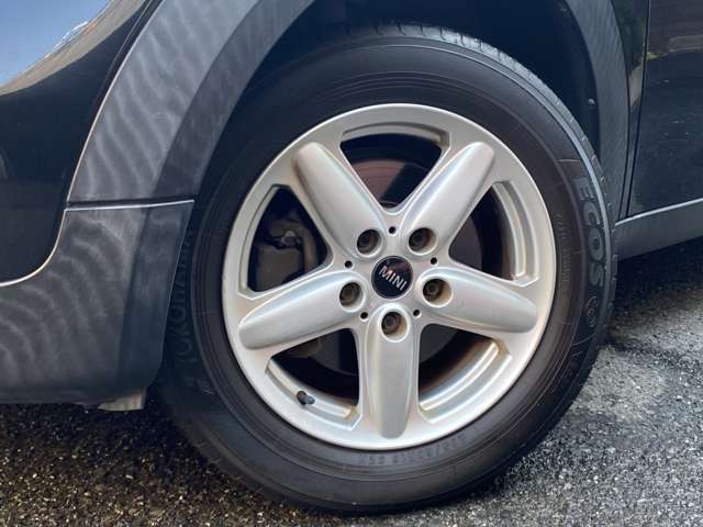 ■純正16インチアルミホイール